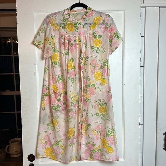 Vintage sheer house coat dress home made - Picture 1 of 10